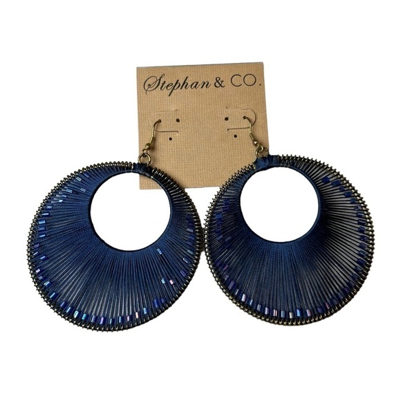 Large Blue Circular Hoop Blue Crystal Beads Woven Inside String Pierced Earrings - Picture 8 of 12